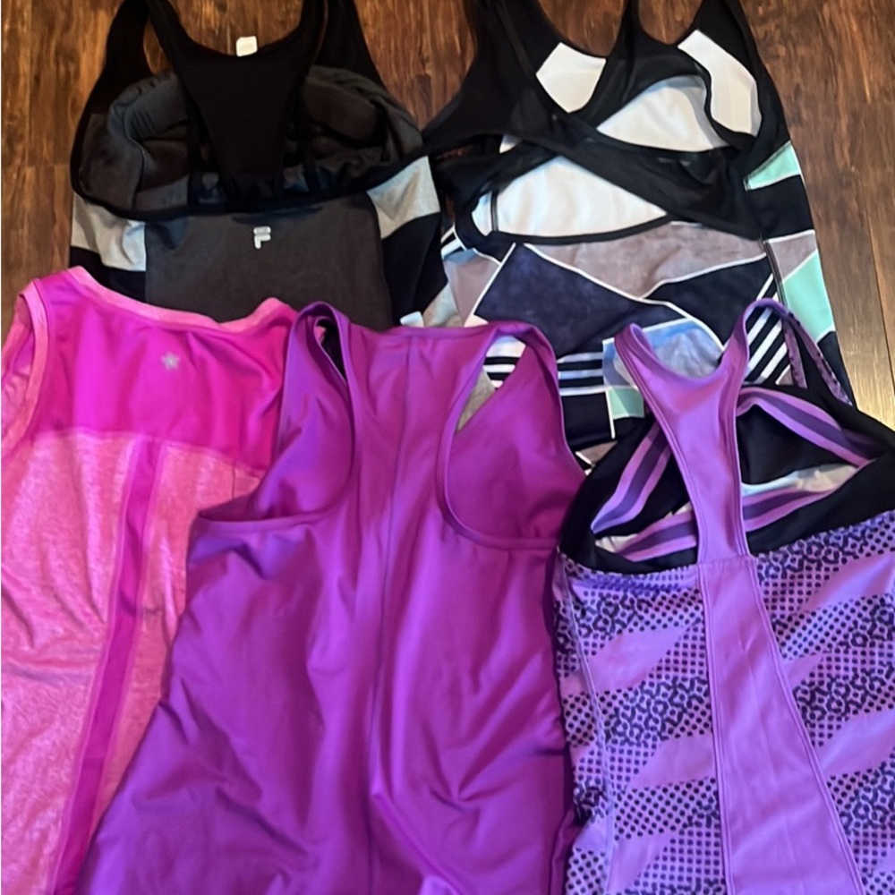 Women’s tank tops